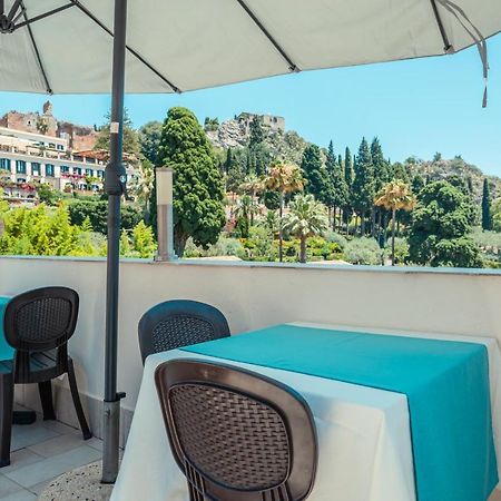 B&B Casa Al Vicolo 2 ตาออร์มินา ภายนอก รูปภาพ