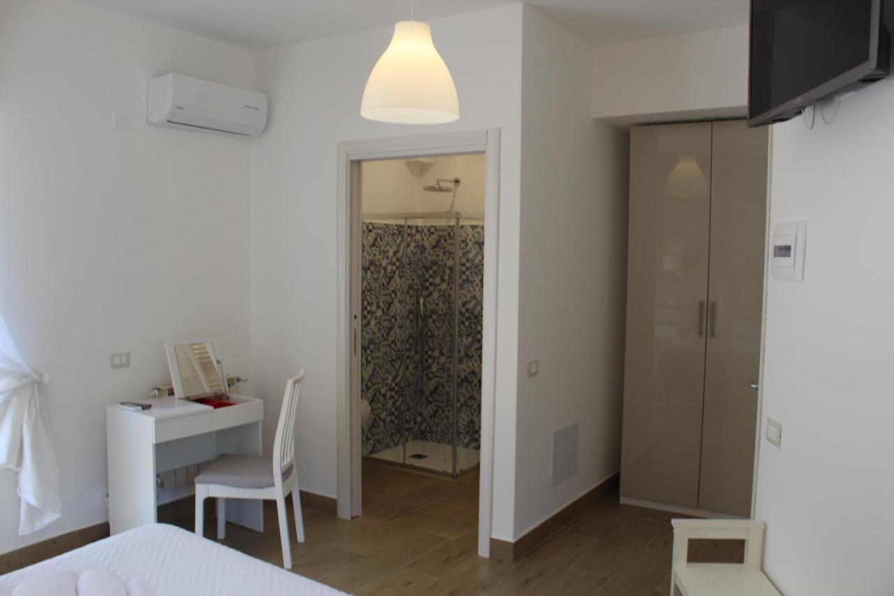 B&B Casa Al Vicolo 2 ตาออร์มินา ภายนอก รูปภาพ