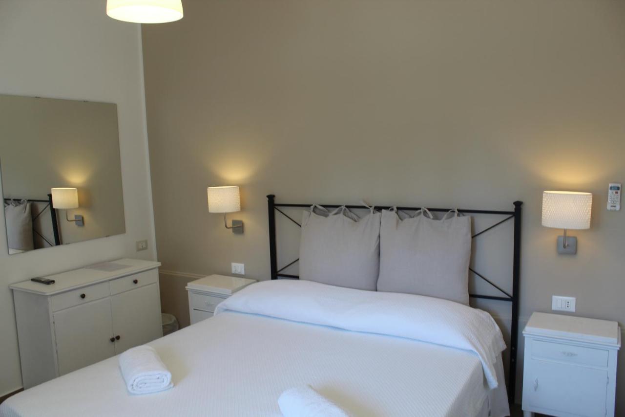 B&B Casa Al Vicolo 2 ตาออร์มินา ภายนอก รูปภาพ