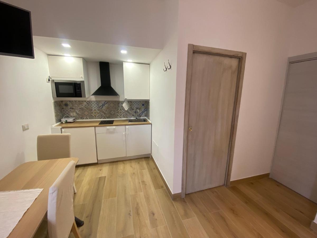 B&B Casa Al Vicolo 2 ตาออร์มินา ภายนอก รูปภาพ