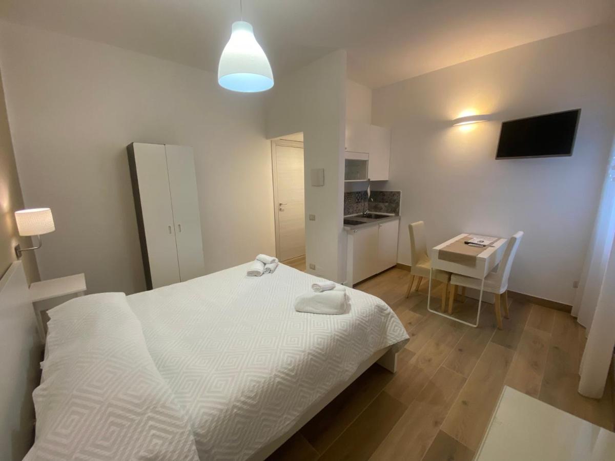 B&B Casa Al Vicolo 2 ตาออร์มินา ภายนอก รูปภาพ