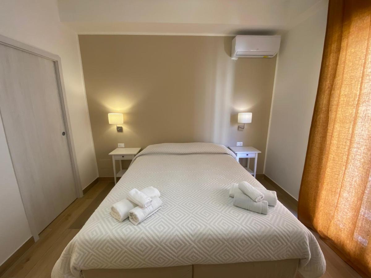 B&B Casa Al Vicolo 2 ตาออร์มินา ภายนอก รูปภาพ