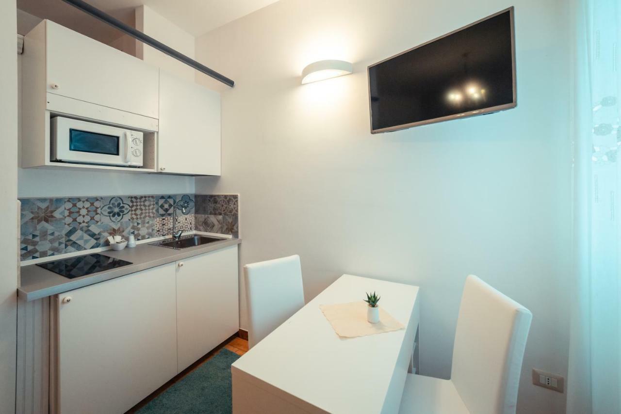 B&B Casa Al Vicolo 2 ตาออร์มินา ภายนอก รูปภาพ